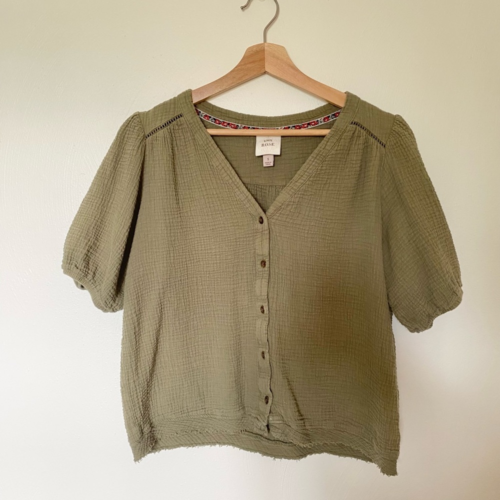 Knox Rose Sage Green V-Neck Blouse